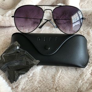 NIB Diff Eyewear Cruz aviators w/ case!